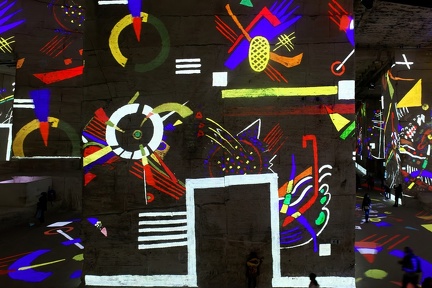 13_Kandinsky_aux_carrieres_de_lumieres