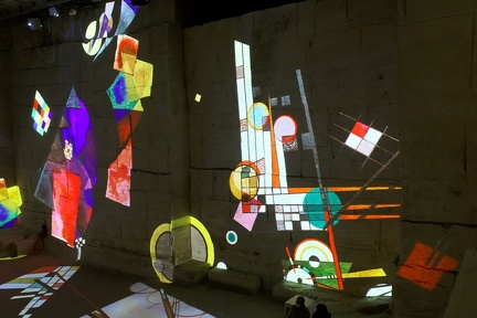 14_Kandinsky_aux_carrieres_de_lumieres